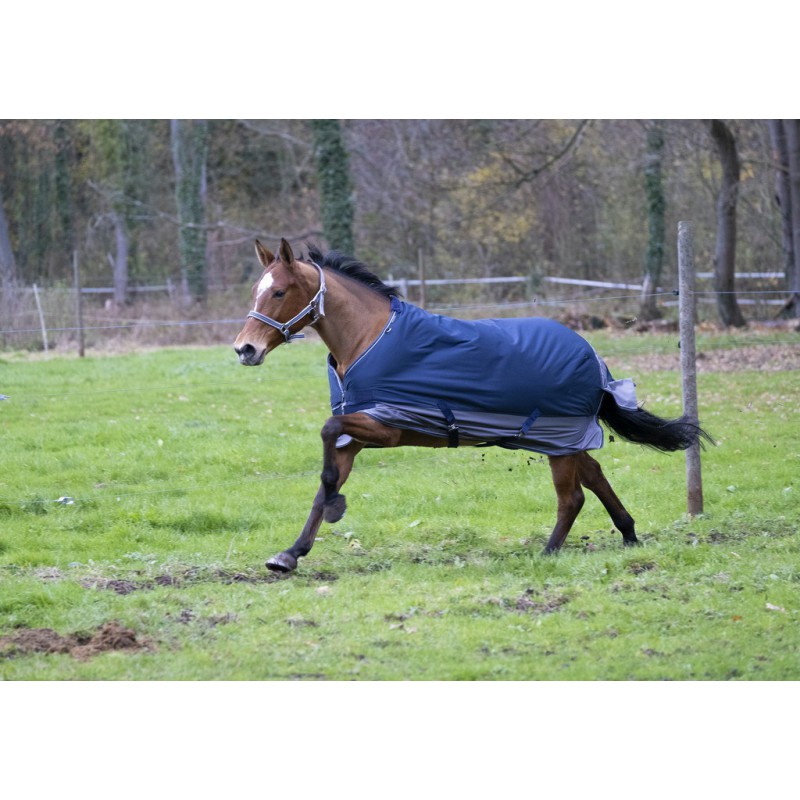 Couverture EQUITHÈME TYREX 600 D, 150g