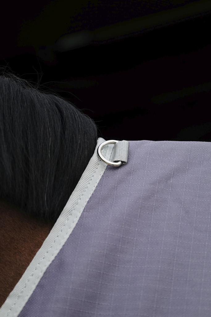 Couverture EQUITHÈME "TYREX 1200D", 50G, recyclée