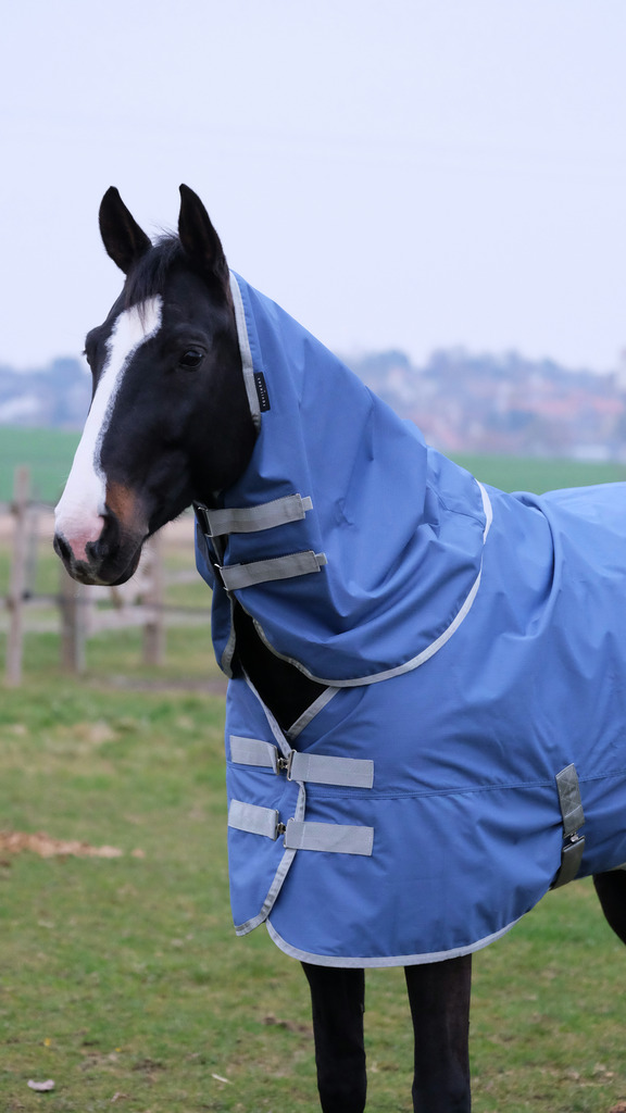 Couvre-cou EQUITHÈME "TYREX 600D", recyclé