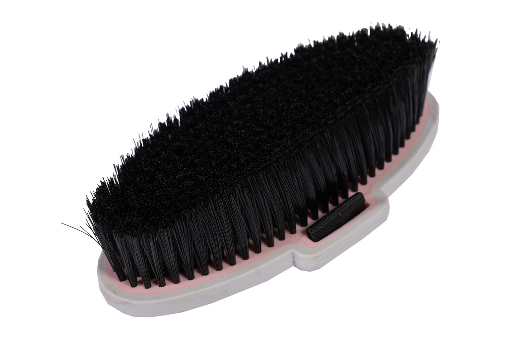 Brosse douce HKM Soft, détail des poils synthétiques