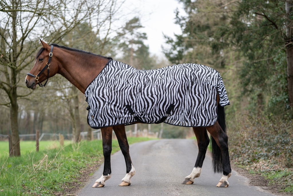 Couverture anti-mouches HKM Zebra sangles croisées, détail des côtés extra longs