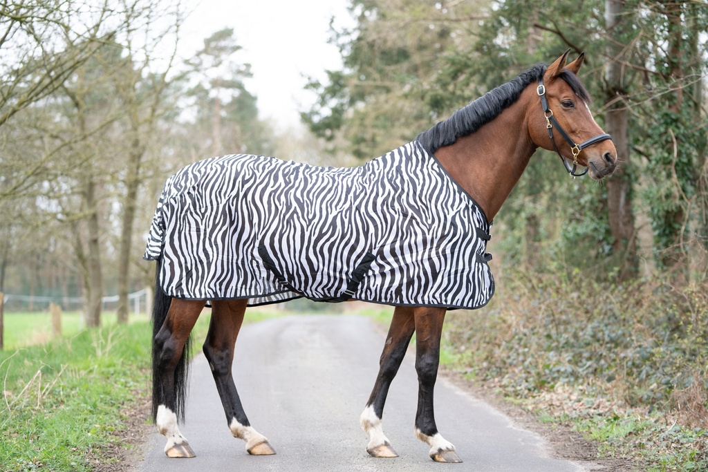 Couverture anti-mouches HKM Zebra sangles croisées, détail de l'imprimé zèbre
