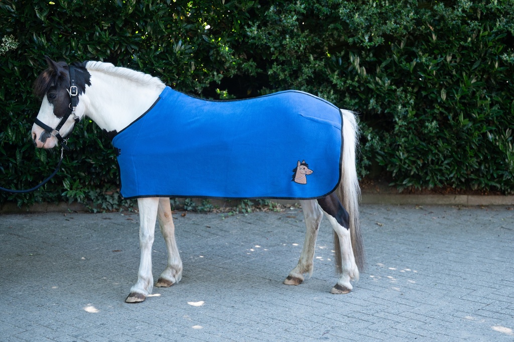Couverture séchante HKM Mia pour shettys, détail de l'application tête de cheval