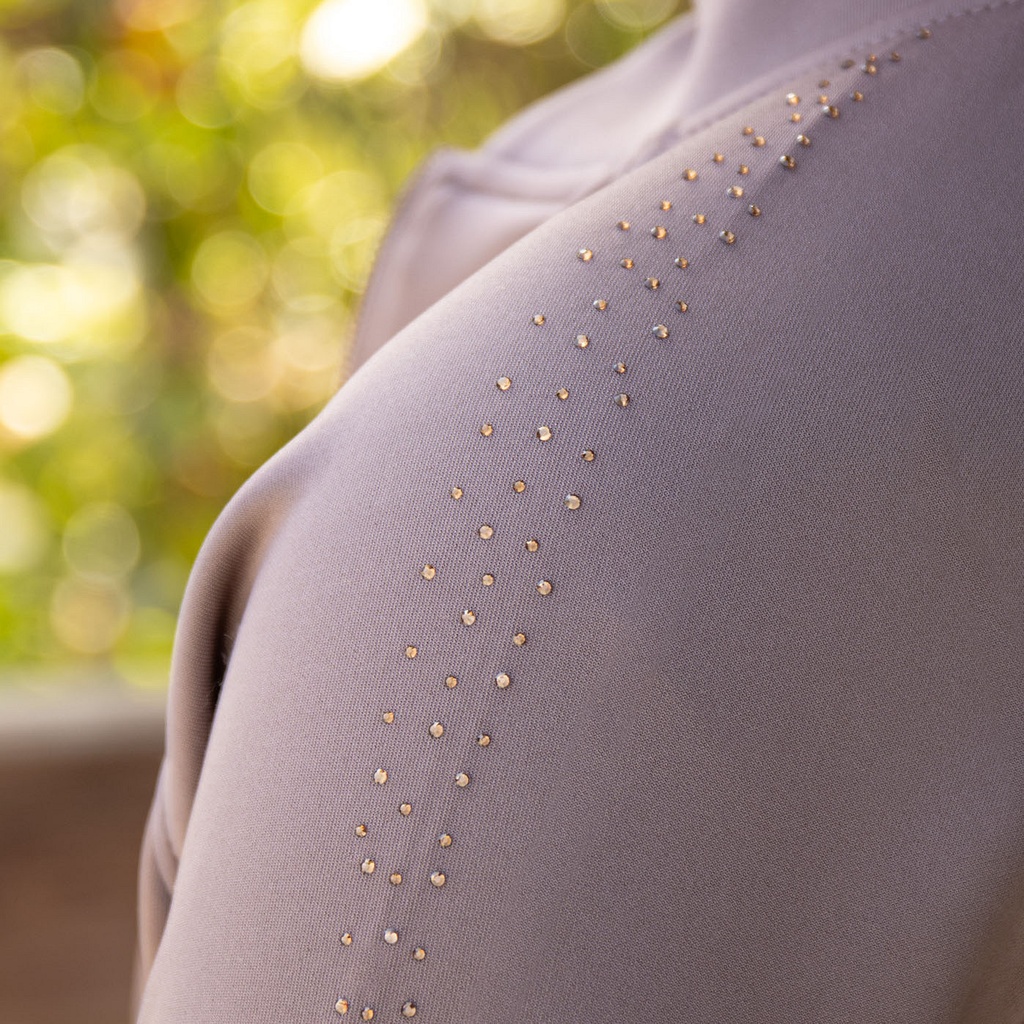 Veste Classy, autre angle du produit laissant voir sa fabrication et son coloris