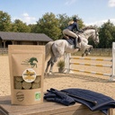EQUIBIO-SPORT, sachet de friandises bio EquiNatBio, gros plan sur la texture et les ingrédients