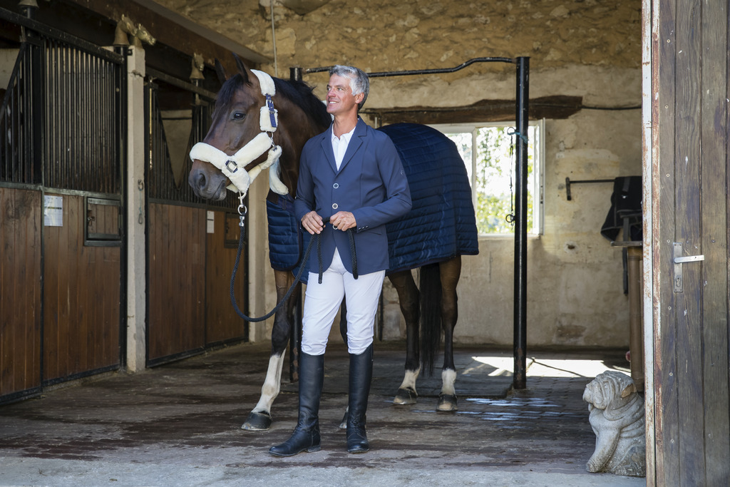Couverture d'écurie EQUITHÈME "Teddy", doublée mouton synthétique