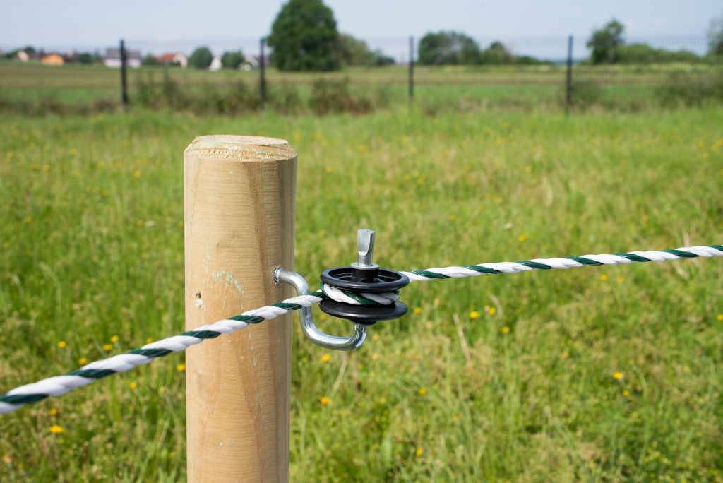 Isolateur d'angle pour fil et cordon BEAUMONT