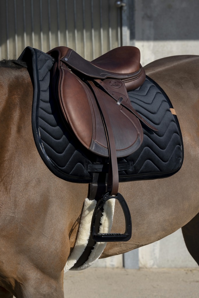 Tapis de selle EQUITHÈME "Glossy"