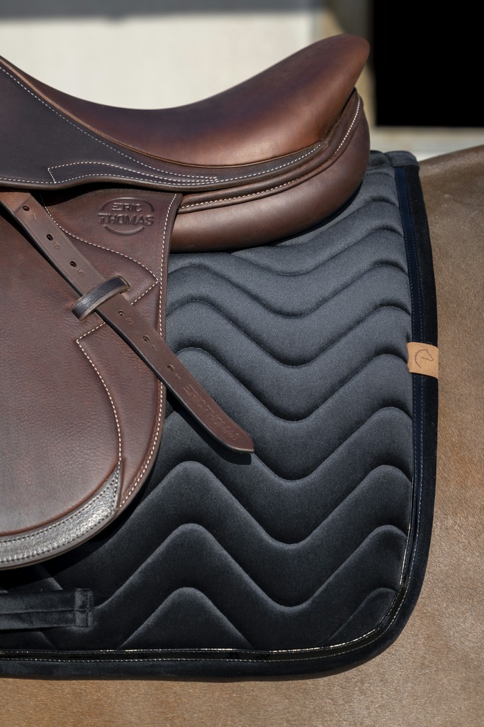 Tapis de selle EQUITHÈME "Glossy"