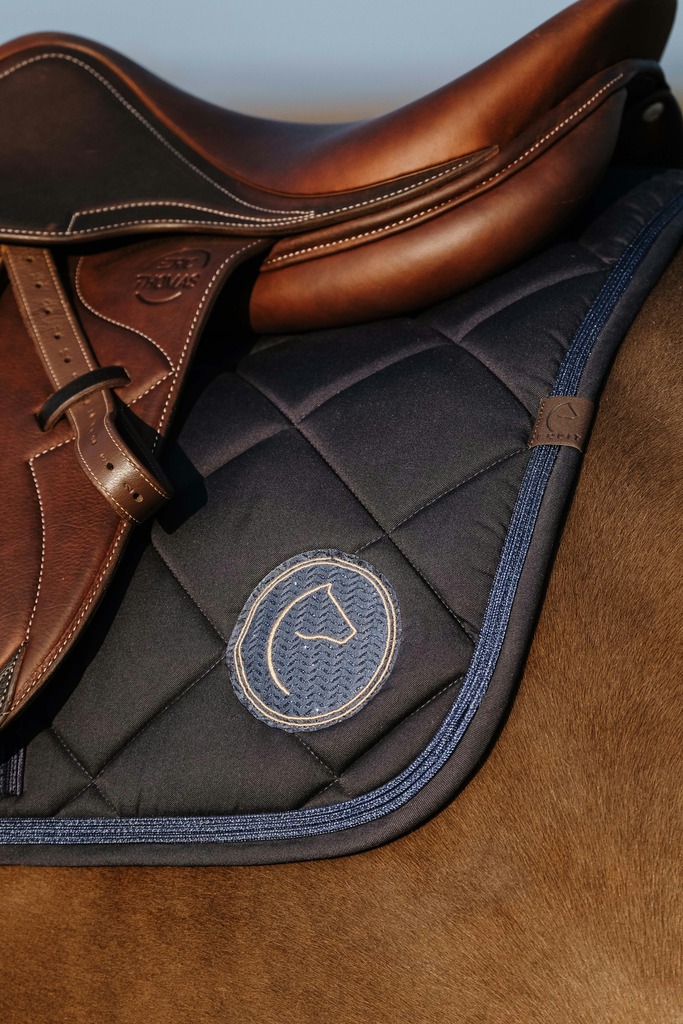 Tapis de selle EQUITHÈME "Badge"