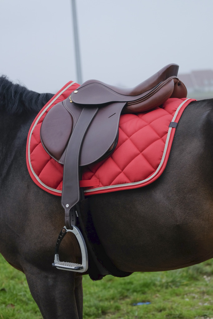 Tapis de selle EQUITHÈME "Classic"