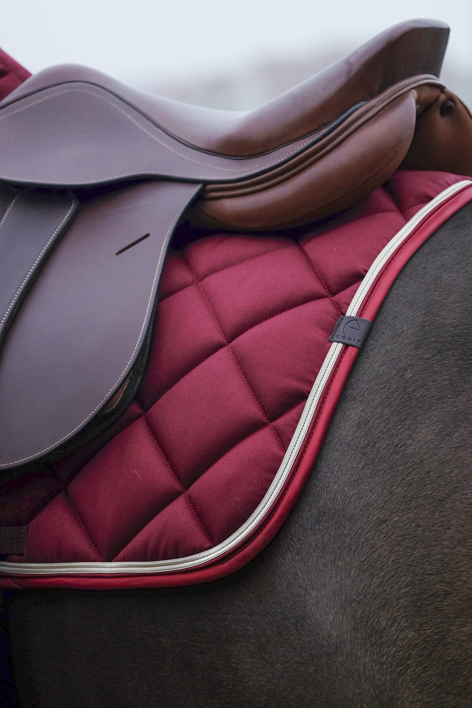 Tapis de selle EQUITHÈME "Classic"