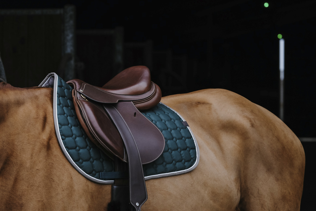 Tapis de selle EQUITHÈME "Orion"