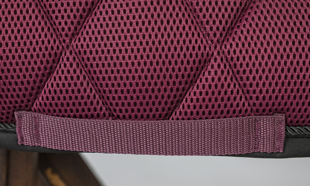 Tapis de selle BACK ON TRACK® "Airflow"