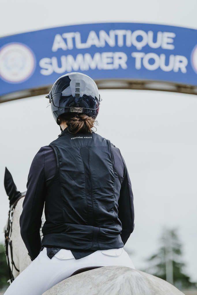 Veste de concours EQUITHÈME "Oliva"