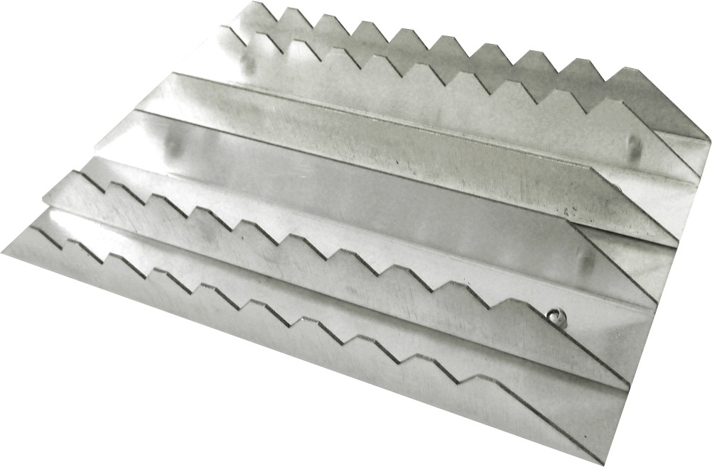 [700026] Peigne rectangulaire aluminium HIPPOTONIC