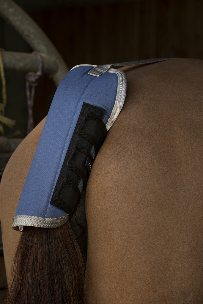 [400781000] Protège-queue EQUITHÈME "TYREX 600D", recyclé