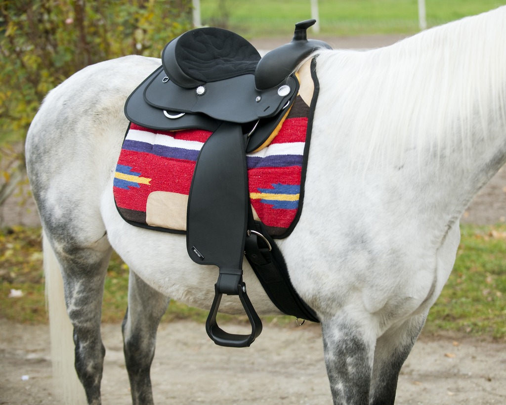 Selle western WINTEC synthétique