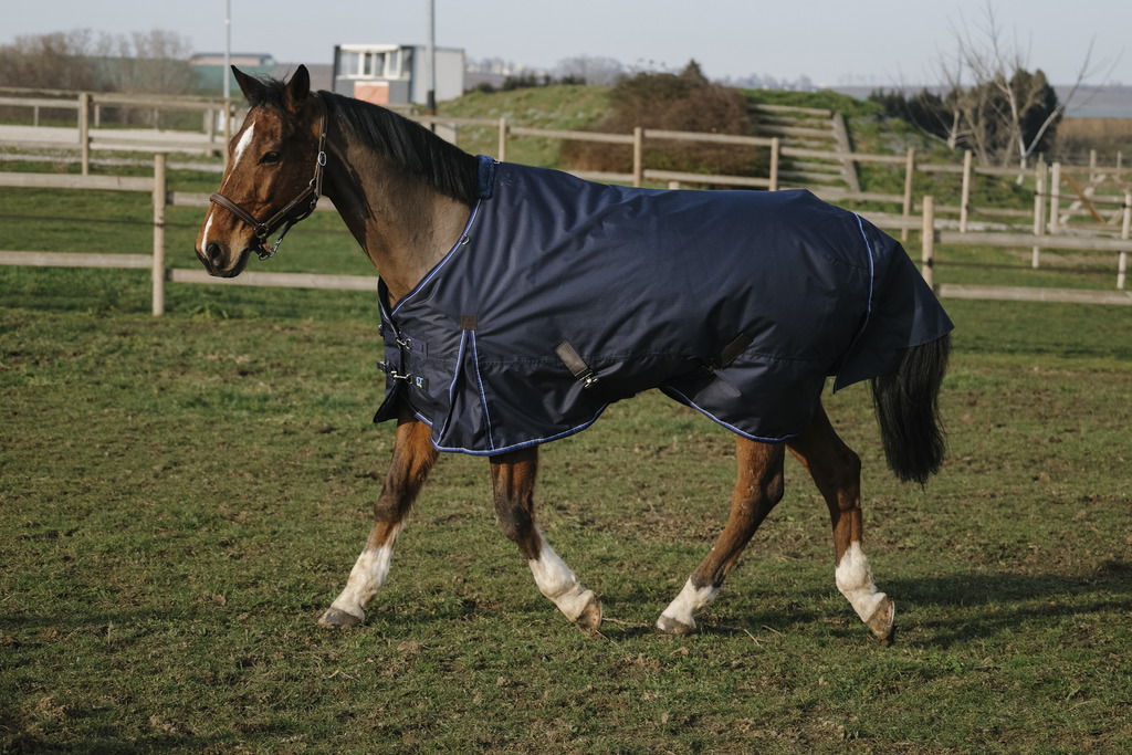 Couverture EQUITHÈME "Classic 600D", 200g (4'3/95cm)